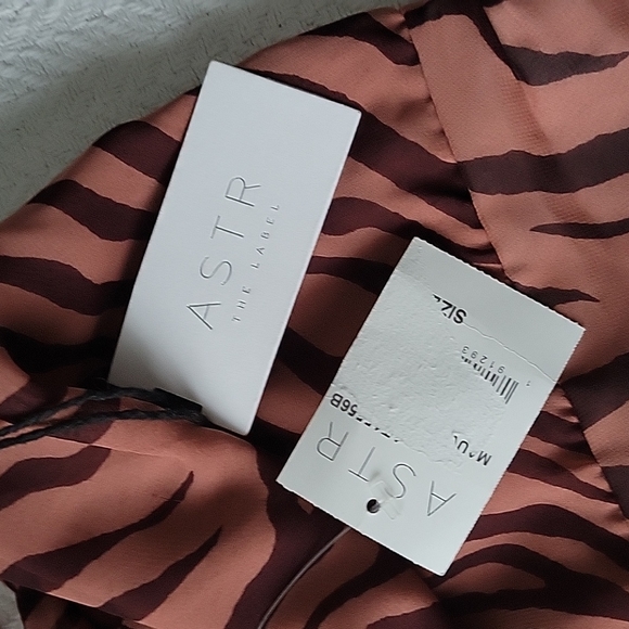 ASTR The Label Cross Back Top - Picture 8 of 8